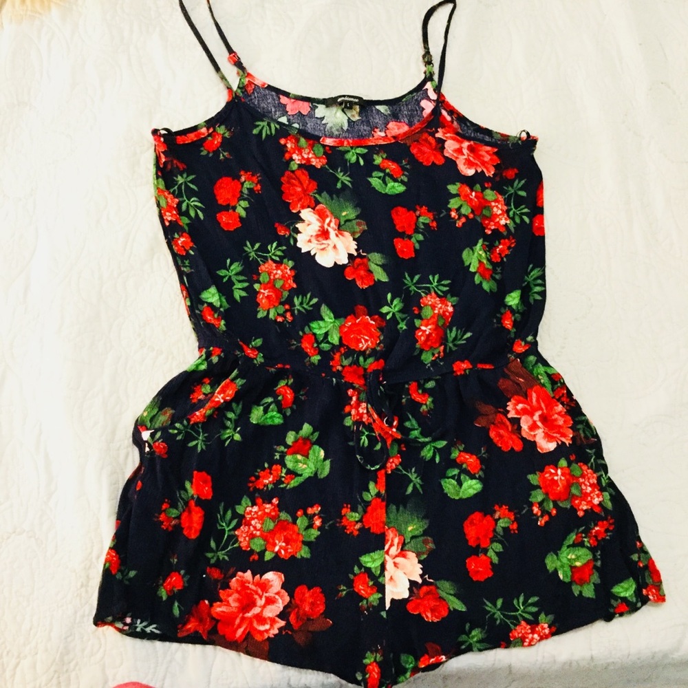 Summer Floral Romper | NEVER WORN